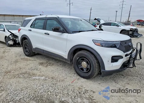 2020 Ford Explorer Police Interceptor from USA, damaged, VIN 1FM5K8AW8LGC99956